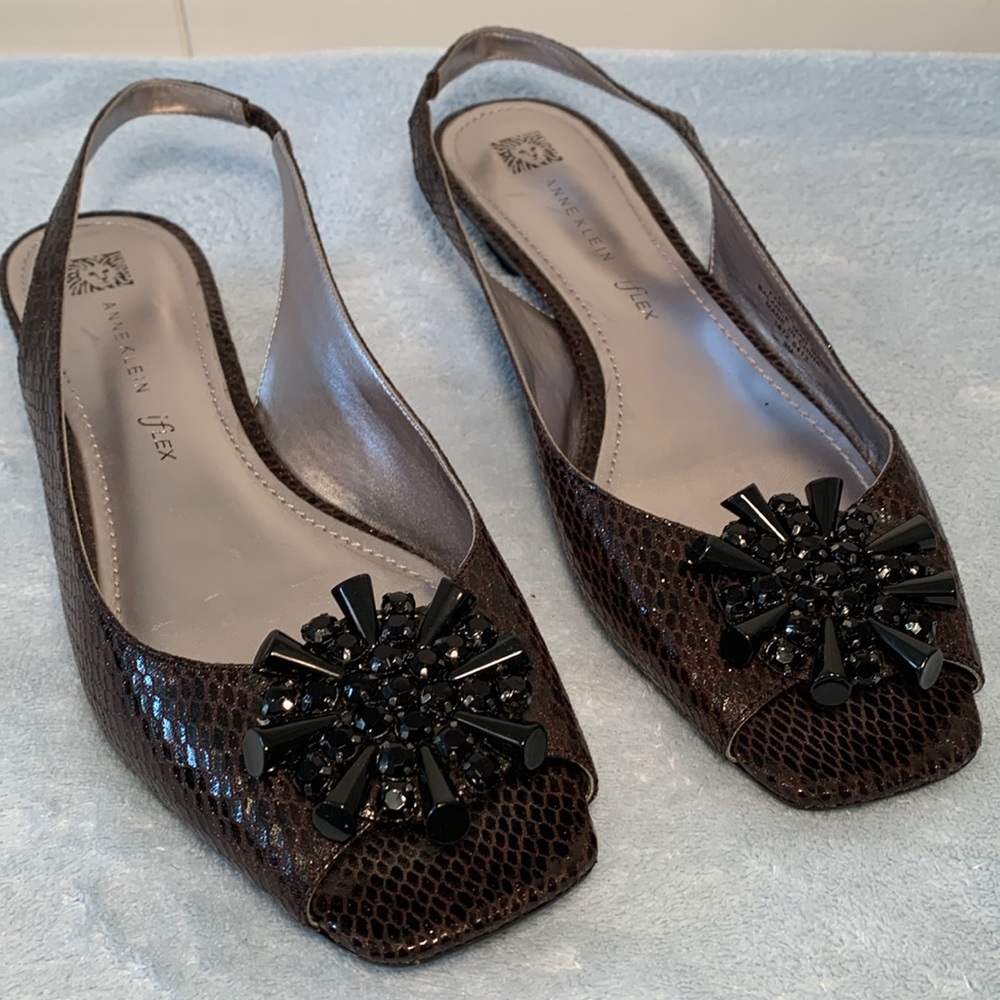 Anne Klein Black and Brown Slingback Heels with Square Toe. Like new